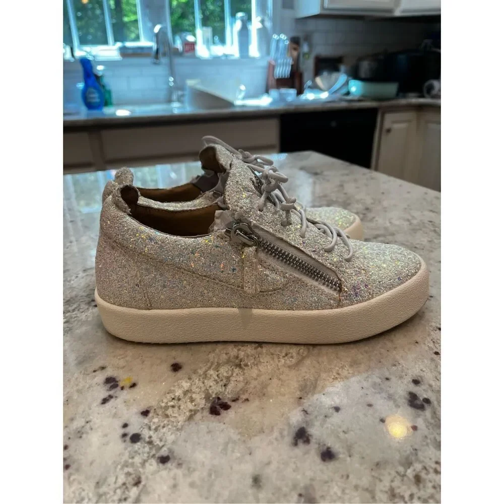 Giuseppe Zanotti White May London Glitter Side Zipper Sneakers Sz 37 or 6.5
